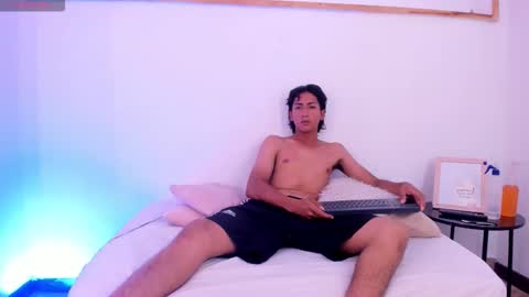 Connor online show from December 19, 2025, 12:06 am