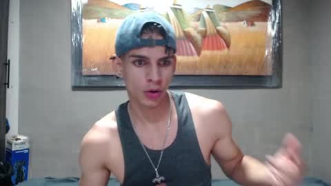 Snapshot of conradgrayson78 chatting on March 13, 2026, 2:40 am conradgrayson78 leonandresough online show from March 13, 2026, 2:40 am