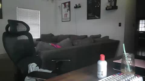 controllercutie online show from October 2, 2025, 11:50 am