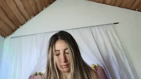 conyabril online show from February 4, 2026, 12:33 pm