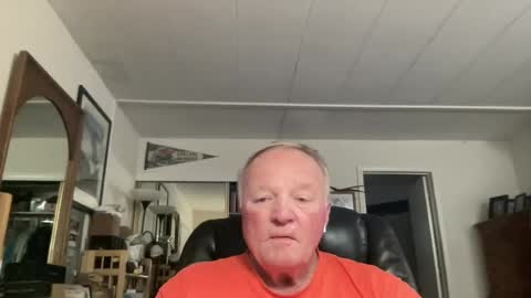 Snapshot of cookoosnest chatting on July 17, 2026, 3:13 am cookoosnest online show from July 17, 2026, 3:13 am