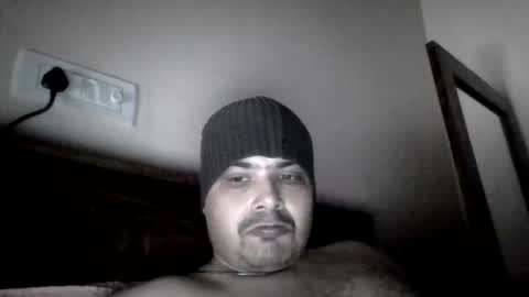 Cool Breeze09 online show from February 23, 2025, 1:13 am