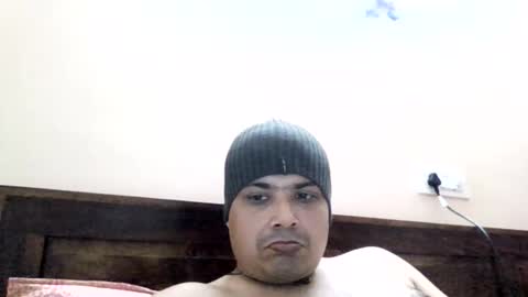 Cool Breeze09 online show from September 18, 2025, 7:10 am