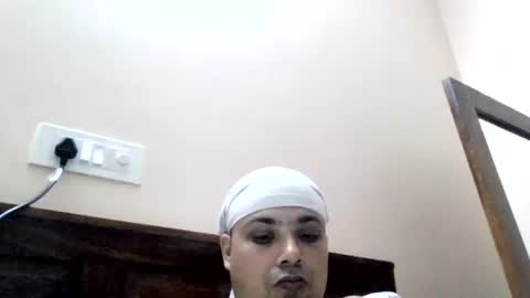 Snapshot of cool_breeze09 chatting on April 20, 2026, 6:31 pm Cool Breeze09 online show from April 20, 2026, 6:31 pm
