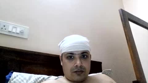 Snapshot of cool_breeze09 chatting on June 9, 2026, 8:15 am Cool Breeze09 online show from June 9, 2026, 8:15 am