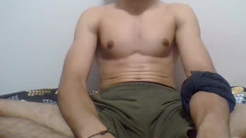 coolboy75289 online show from September 27, 2025, 4:17 am