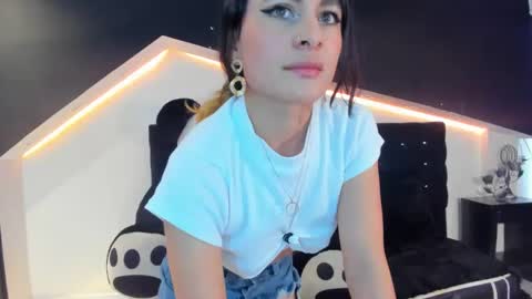 Coral  online show from January 25, 2025, 3:09 pm