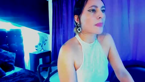 Coral  online show from February 6, 2025, 7:18 pm