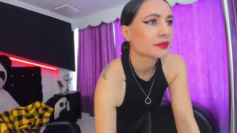 Coral  online show from September 12, 2025, 3:01 pm