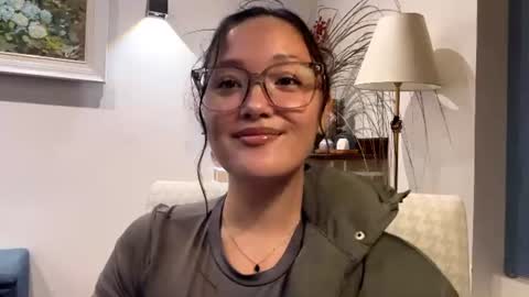 Snapshot of coraliecacal chatting on July 29, 2026, 12:25 pm Sara online show from July 29, 2026, 12:25 pm