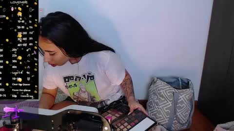 Snapshot of coraline2911 chatting on February 18, 2025, 11:00 am coraline2911 online show from February 18, 2025, 11:00 am