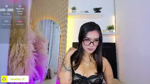 Coraline connected from 10 pm to 6 am Colombia time online show from June 10, 2026, 12:37 pm
