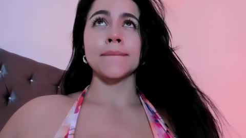 Coralinekam1 online show from February 12, 2025, 7:45 pm