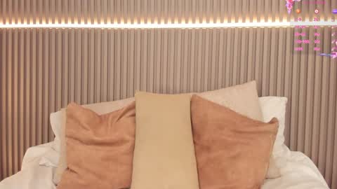 Snapshot of coralineross_ chatting on February 1, 2025, 2:34 pm coralineross_ online show from February 1, 2025, 2:34 pm