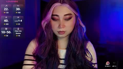 Snapshot of corefinder_xx chatting on October 8, 2025, 8:17 pm corefinder_xx online show from October 8, 2025, 8:17 pm