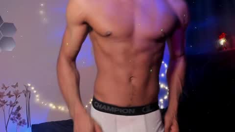 Snapshot of coreyglover chatting on February 25, 2025, 11:22 pm CoreyGlover online show from February 25, 2025, 11:22 pm