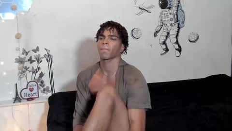 Snapshot of coreyglover chatting on October 30, 2025, 6:37 am CoreyGlover online show from October 30, 2025, 6:37 am