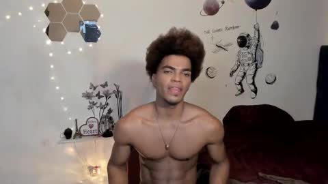 Snapshot of coreyglover chatting on November 6, 2025, 8:48 am CoreyGlover online show from November 6, 2025, 8:48 am