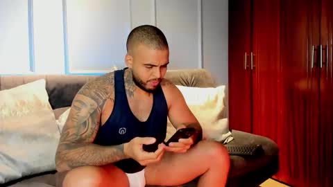 DaveMonsalve online show from November 9, 2025, 4:00 am