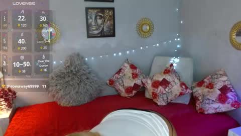 CORINNDUPONT online show from March 10, 2026, 2:16 am