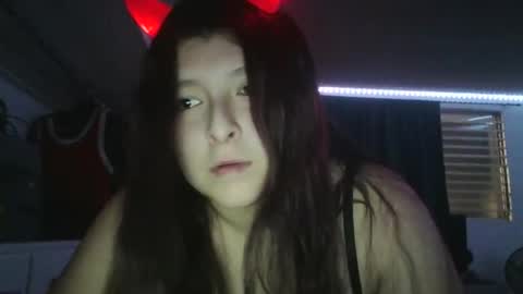 Snapshot of cosmicgirl444 chatting on February 3, 2026, 2:53 am cosmicgirl444 online show from February 3, 2026, 2:53 am