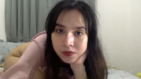 Liz Gwyneth Charlota online show from June 19, 2026, 3:05 pm