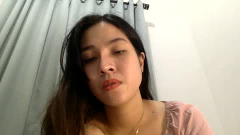 Liz Gwyneth Charlota online show from July 27, 2026, 5:20 pm
