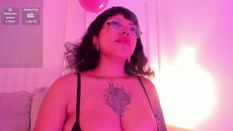 countesslayla online show from May 21, 2026, 2:13 pm