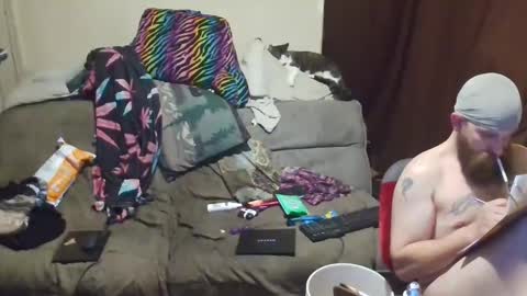 Snapshot of countryfuckers chatting on December 7, 2024, 10:12 am Alaskawildcouple online show from December 7, 2024, 10:12 am