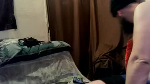 Snapshot of countryfuckers chatting on January 17, 2025, 11:06 am Alaskawildcouple online show from January 17, 2025, 11:06 am