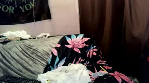 Snapshot of countryfuckers chatting on February 5, 2025, 1:00 pm Alaskawildcouple online show from February 5, 2025, 1:00 pm