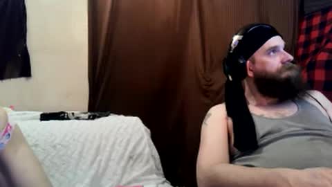 Snapshot of countryfuckers chatting on March 12, 2025, 9:23 am Alaskawildcouple online show from March 12, 2025, 9:23 am