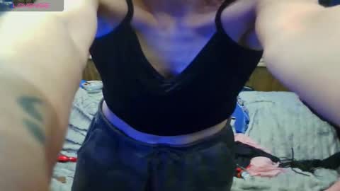 Snapshot of countryfuckers chatting on October 16, 2025, 8:26 am Alaskawildcouple online show from October 16, 2025, 8:26 am