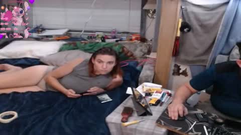 Alaskawildcouple online show from July 15, 2026, 6:18 am