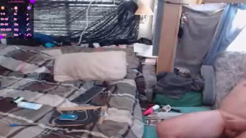 Alaskawildcouple online show from July 28, 2026, 12:48 pm