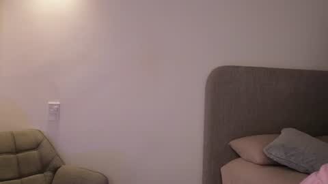 Kay online show from June 20, 2026, 11:13 am