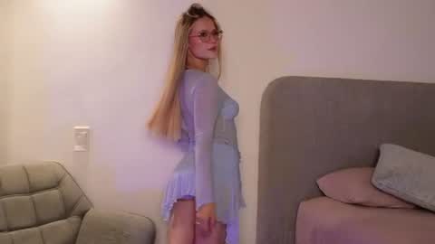Kay online show from July 12, 2026, 3:08 am