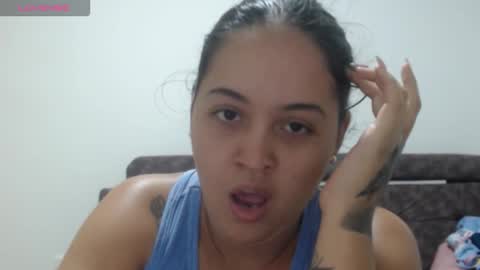  ALEJANDRO Y EMILY  online show from February 12, 2026, 10:54 am