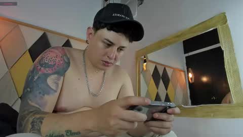 Marlon  Laura online show from September 12, 2025, 4:01 am