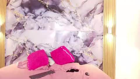 COUPLE online show from June 11, 2026, 12:32 am