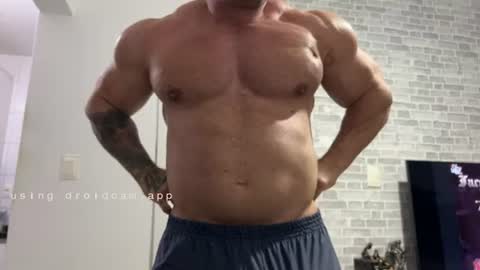 couplemuscle40 online show from July 11, 2026, 12:02 am
