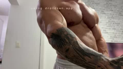 couplemuscle40 online show from July 11, 2026, 6:10 pm