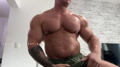 couplemuscle40 online show from July 26, 2026, 6:04 pm