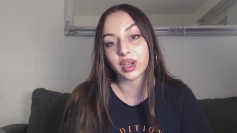 Snapshot of courtney_lux chatting on December 17, 2024, 6:09 pm Courtney online show from December 17, 2024, 6:09 pm