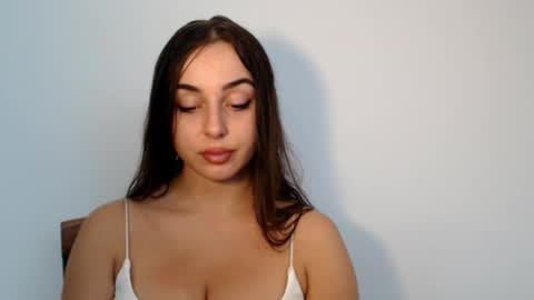 Snapshot of courtney_lux chatting on September 19, 2025, 2:07 pm Courtney online show from September 19, 2025, 2:07 pm