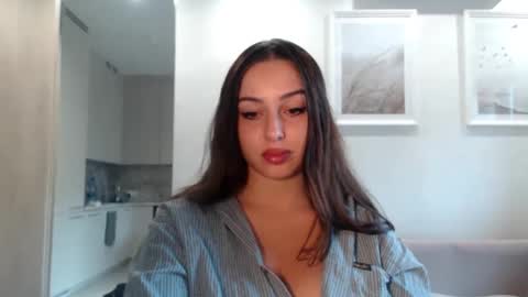 Snapshot of courtney_lux chatting on September 23, 2025, 1:47 pm Courtney online show from September 23, 2025, 1:47 pm