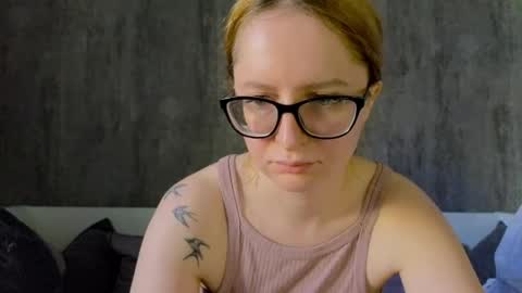 Snapshot of coy_girl_ chatting on May 1, 2026, 1:16 pm My name is Emma - HELP COLLECT TOKENS FOR THE OPERATION FOR MY DAUGHTER online show from May 1, 2026, 1:16 pm