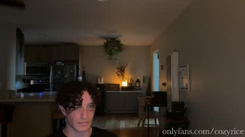 Snapshot of cozyrice chatting on June 13, 2026, 7:45 pm Cozyrice online show from June 13, 2026, 7:45 pm