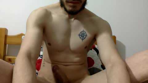 Snapshot of cr7arquitecto9 chatting on January 1, 2025, 1:58 am R9cam7 online show from January 1, 2025, 1:58 am