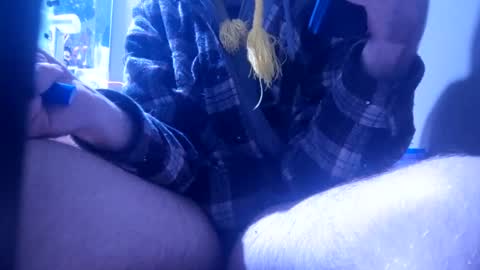 Snapshot of crackback_kyd chatting on December 1, 2024, 5:24 pm crackback_kyd online show from December 1, 2024, 5:24 pm